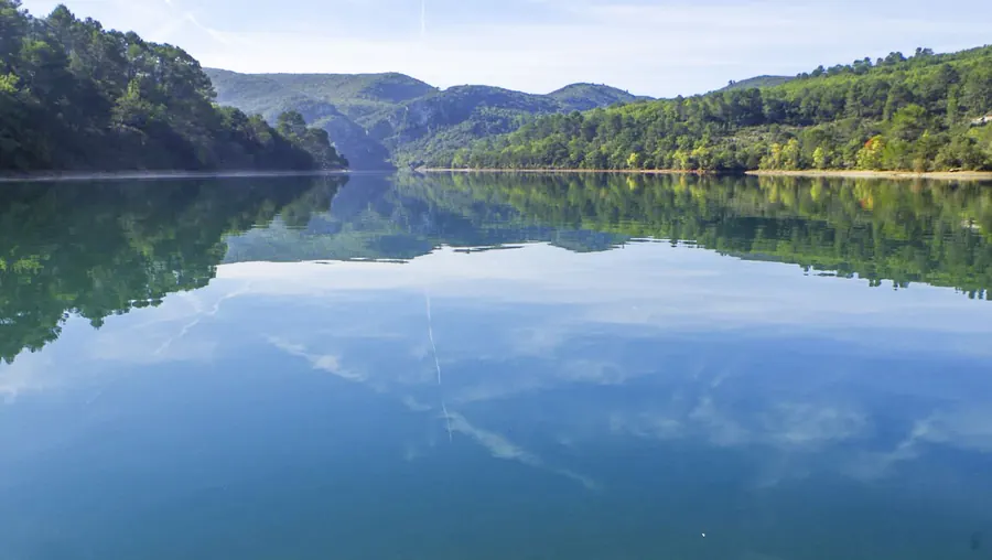 Camping La Beaume — Camping vanlife à Esparron-de-Verdon, Provence-Alpes-Côte d'Azur