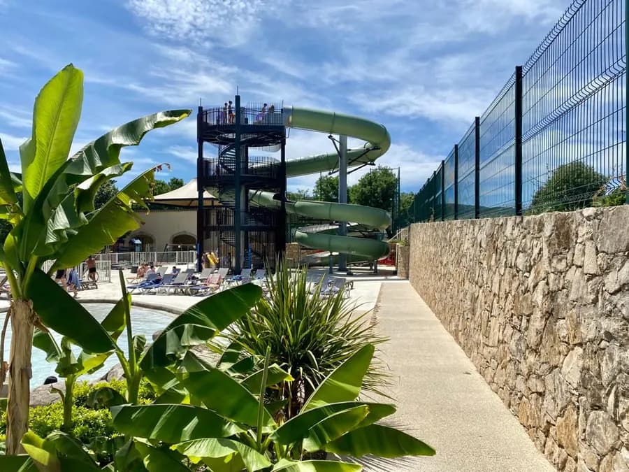 Camping de l'Arche — Camping vanlife à Anduze, Occitanie