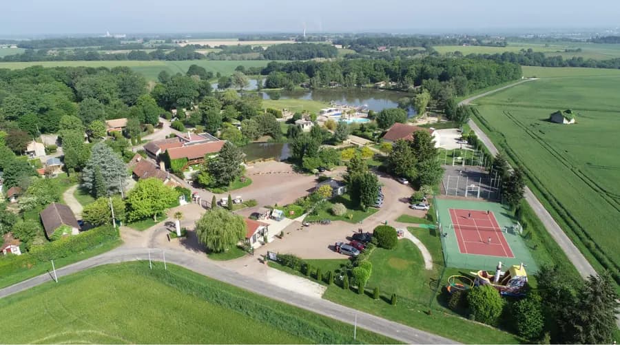 Camping Bardelet — Camping vanlife à Gien, Centre-Val de Loire